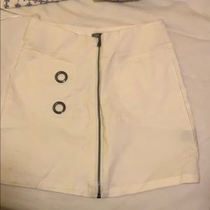 LF skirt